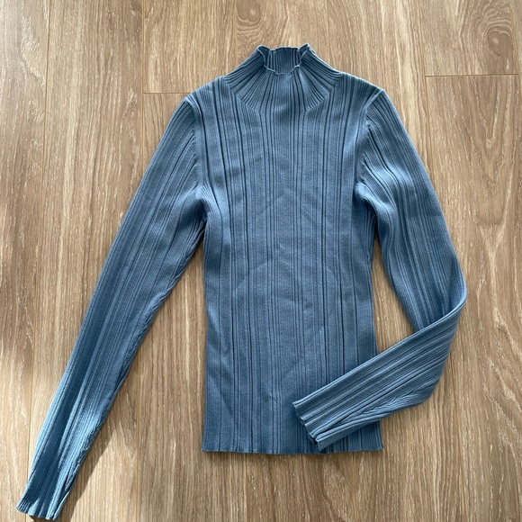 Veronica Beard Women’s Vinny Ribbed Mock Neck Top in Oxford Blue Sz L - Picture 5 of 9